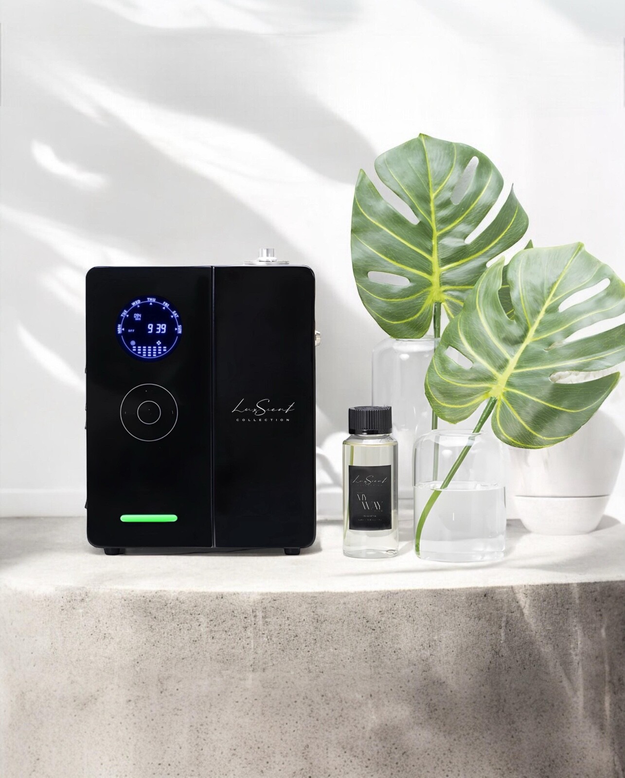 BLACK DaVinci360 HVAC Ready Scent Diffuser 200mL / Aroma360 For 1900 Sqft Plus