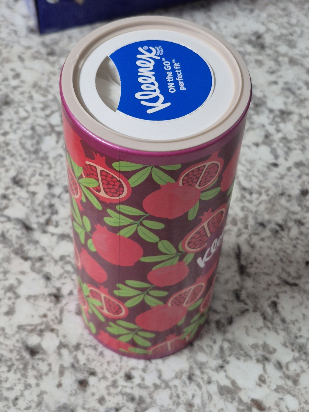 COLLECTORS ITEM ” SMILEY” 1 OF 1 Kleenex On-the-Go Tissue Box Dispenser Canister