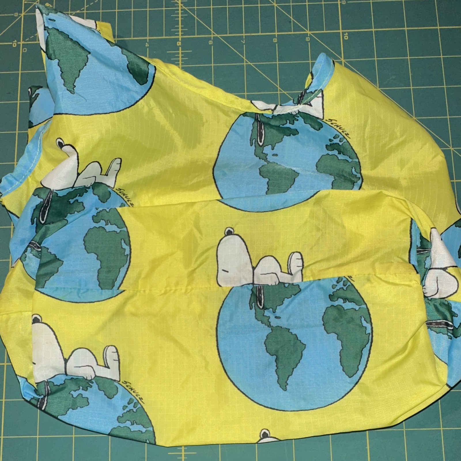 BAGGU Yellow Peanuts Snoopy Take Care All-Over Print Nylon RARE OUT OF PRINT