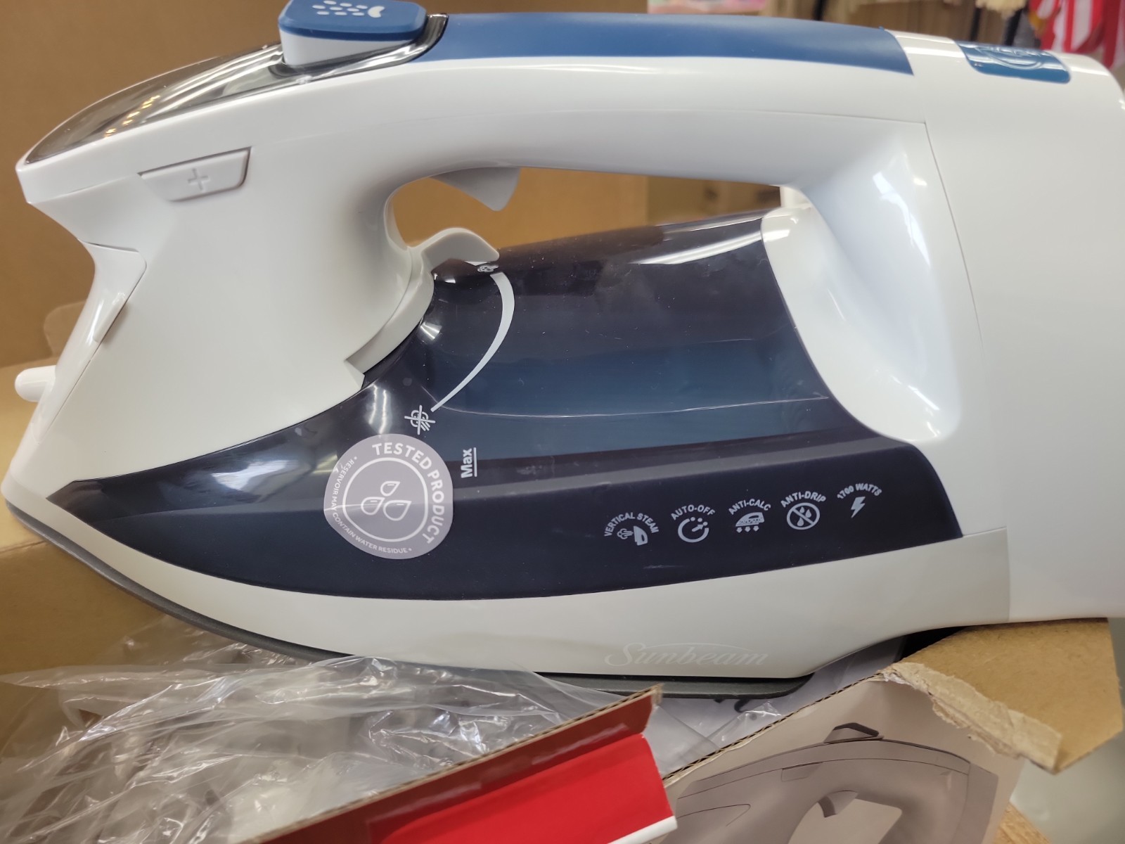 Sunbeam 1700W Digital Pro Steam Iron with Retractable Cord & Ceramic Soleplate