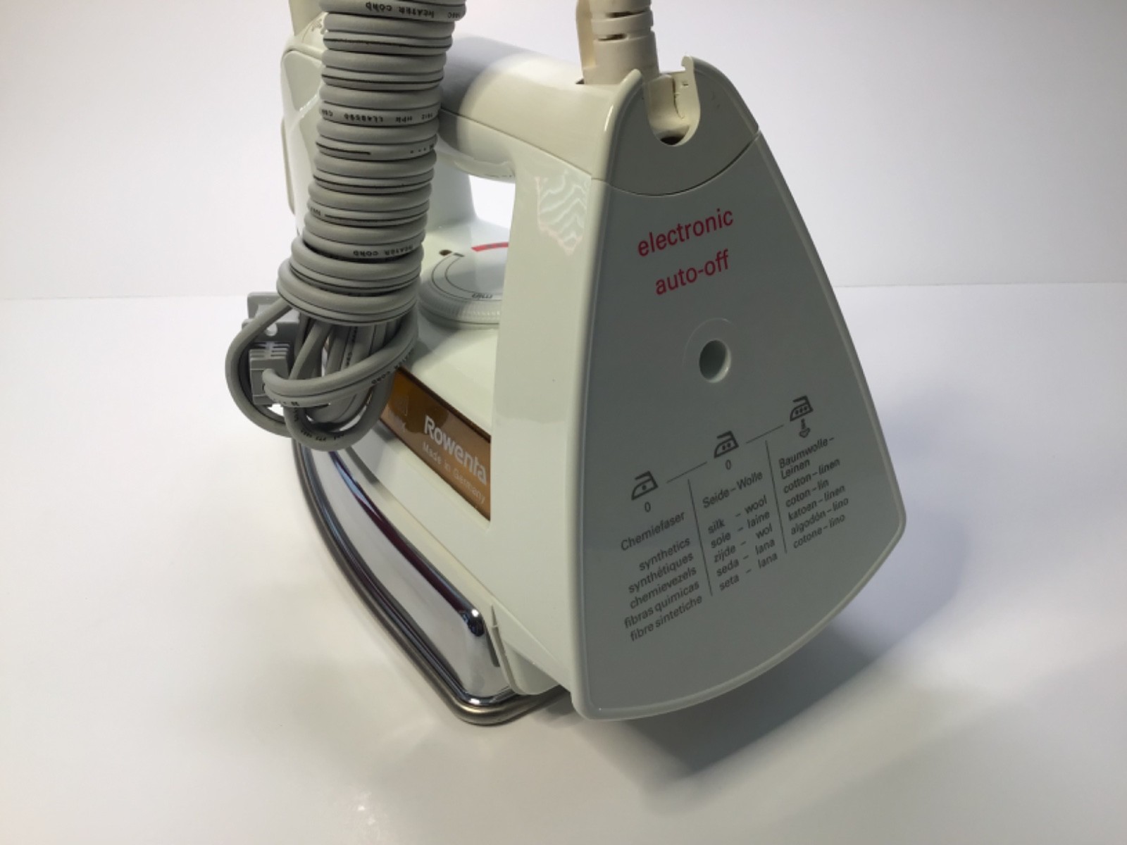 ROWENTA; INOX #DE833 STEAM IRON PROFESSIONAL 120V 1400W (GERMANY) – “READ”