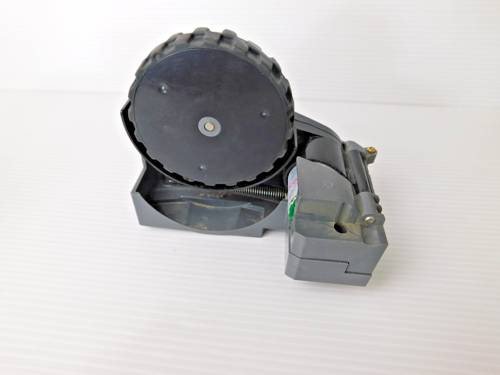 RIGHT WHEEL for iRobot Roomba 960 R960020 Vacuum Cleaner