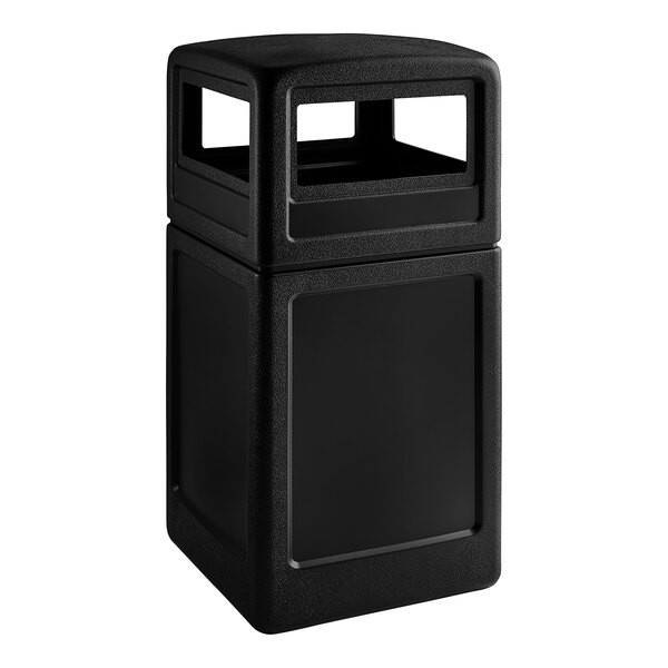 Commercial Zone73290199 PolyTec 42 Gallon Square Waste Container with Dome Li…