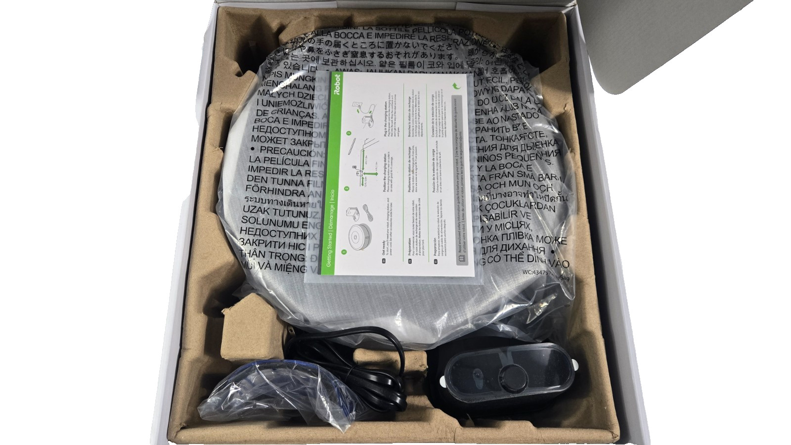 iRobot Roomba 694 Wi-Fi Connected Robot Vacuum (R694020)