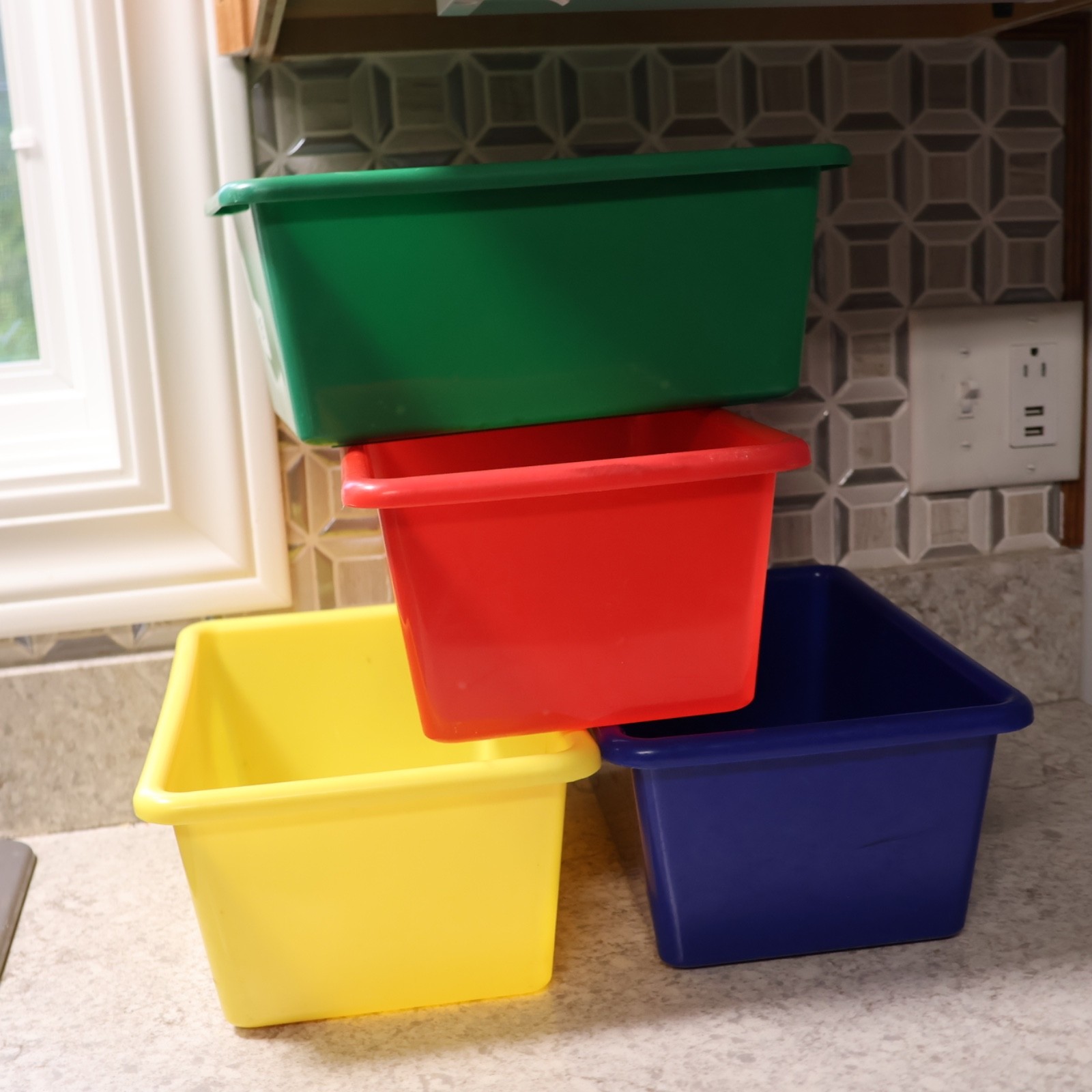 KID KRAFT Plastic Cubby Bin, Kids’ Craft and Supply Storage, 4-Pack
