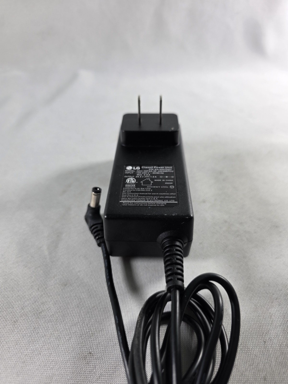 Genuine LG CordZero A9 Series Replacement 29.4V 1.0A Charger EAY64470427