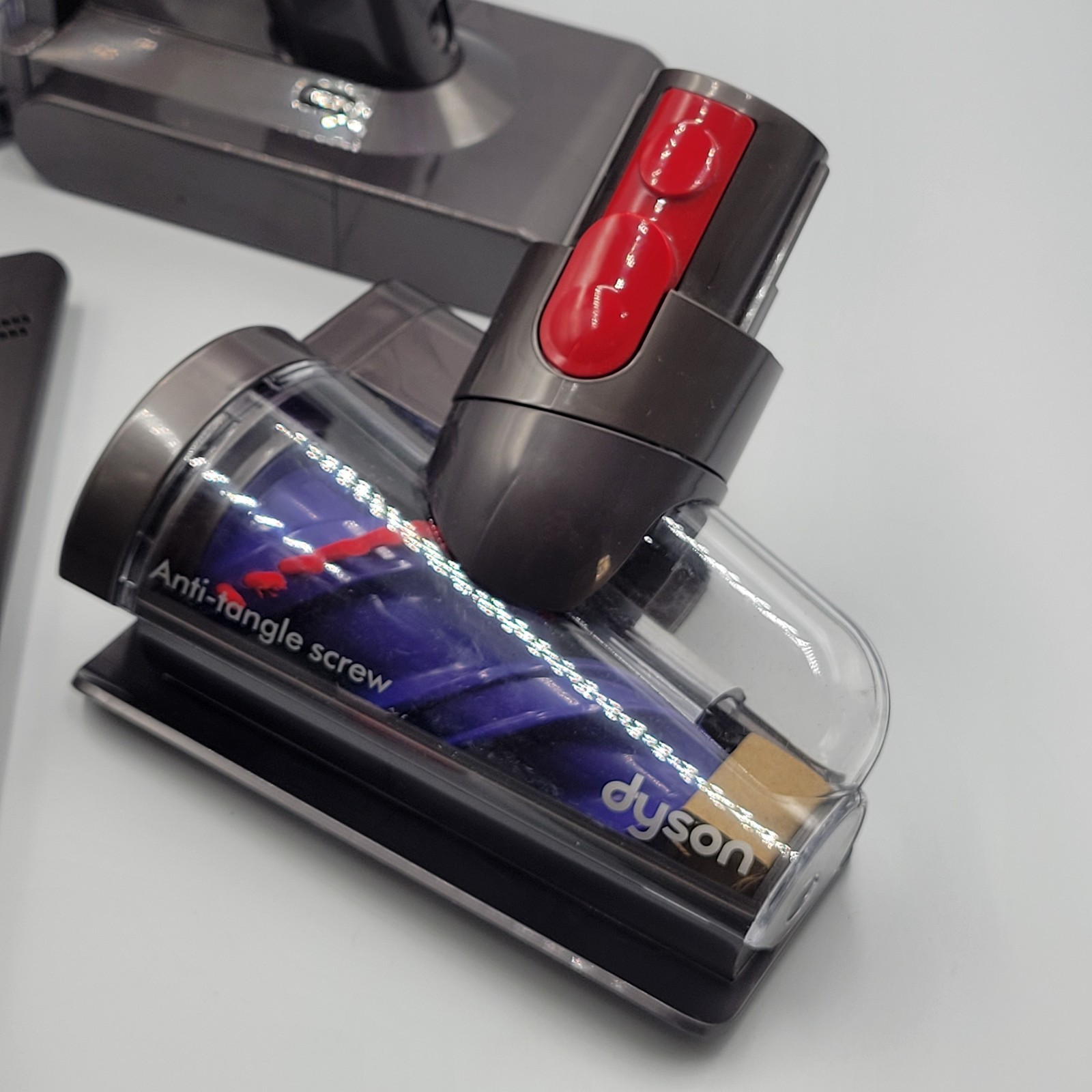 NEW Dyson SV25 V8 Truck + Car + Boat HEPA Cordless Handheld Vacuum Cleaner *READ