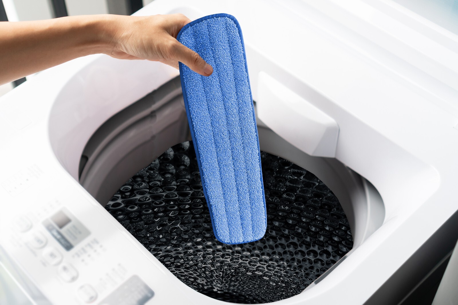 Ultimate 18″ Microfiber Mop System – Handle, Frame and 3 Types Cleaning Pads