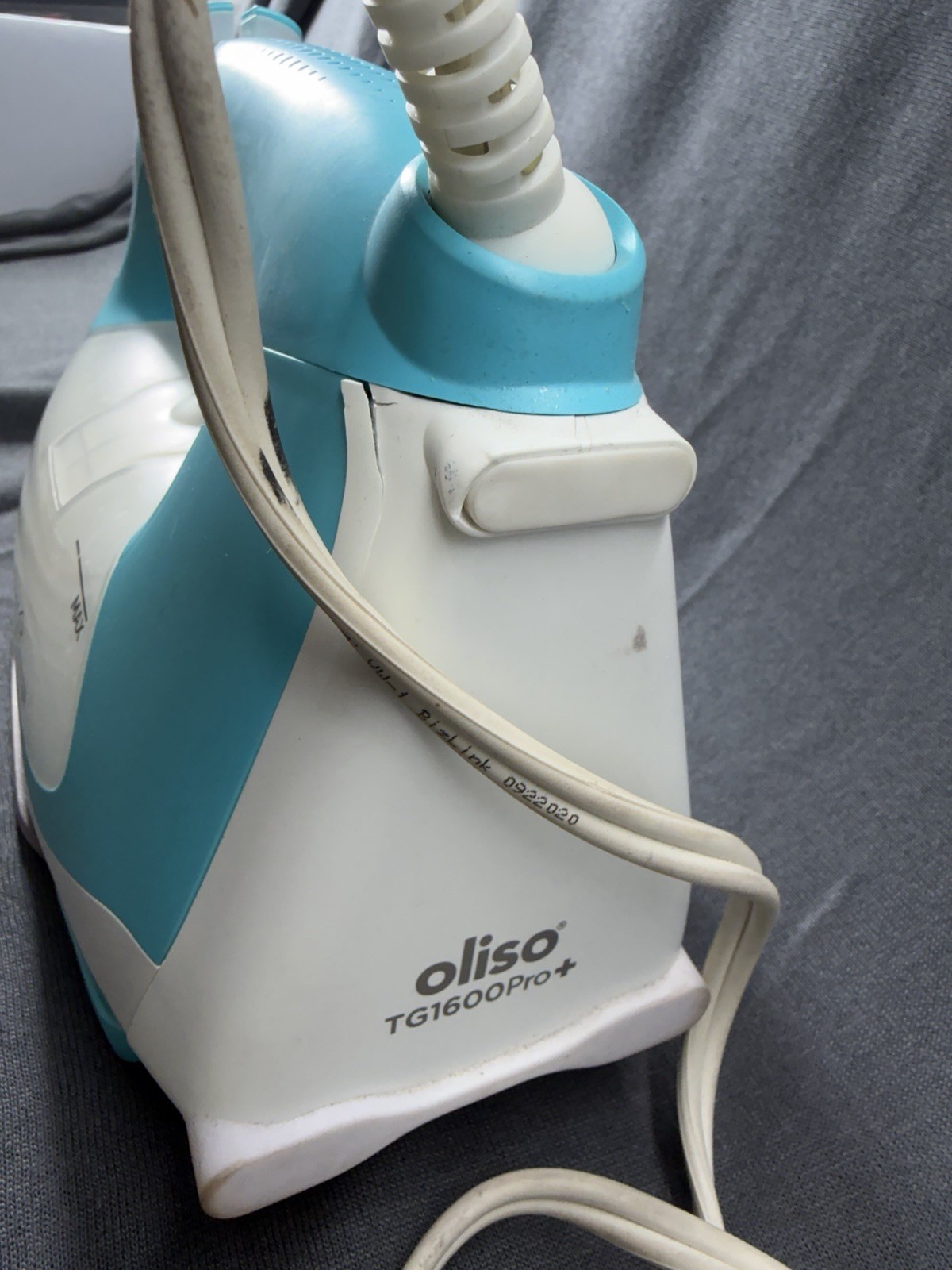 Oliso TG1600Pro+ TG1600+ Steam Iron Auto-Lift Corded Blue/White 1800W