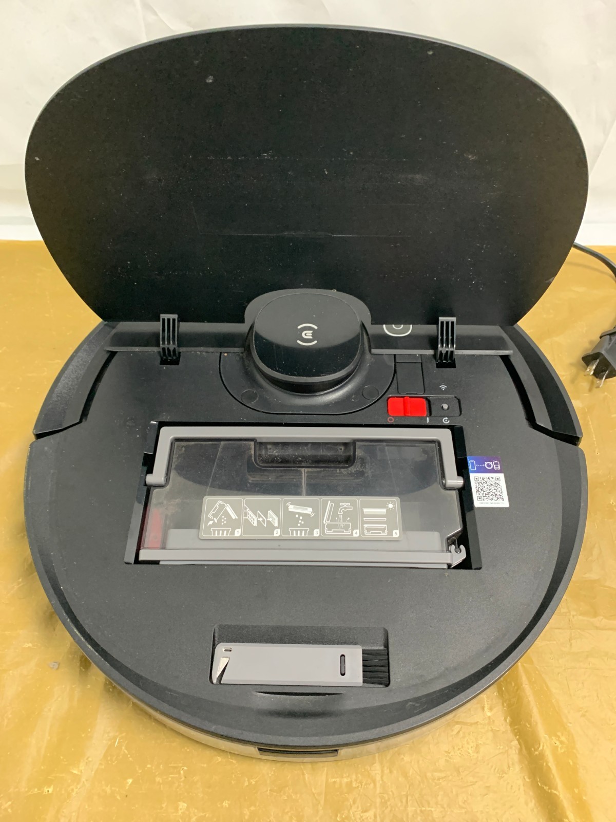 Ecovacs Deebot Ozmo N8 Robot Vacuum Cleaner & Mop – Black