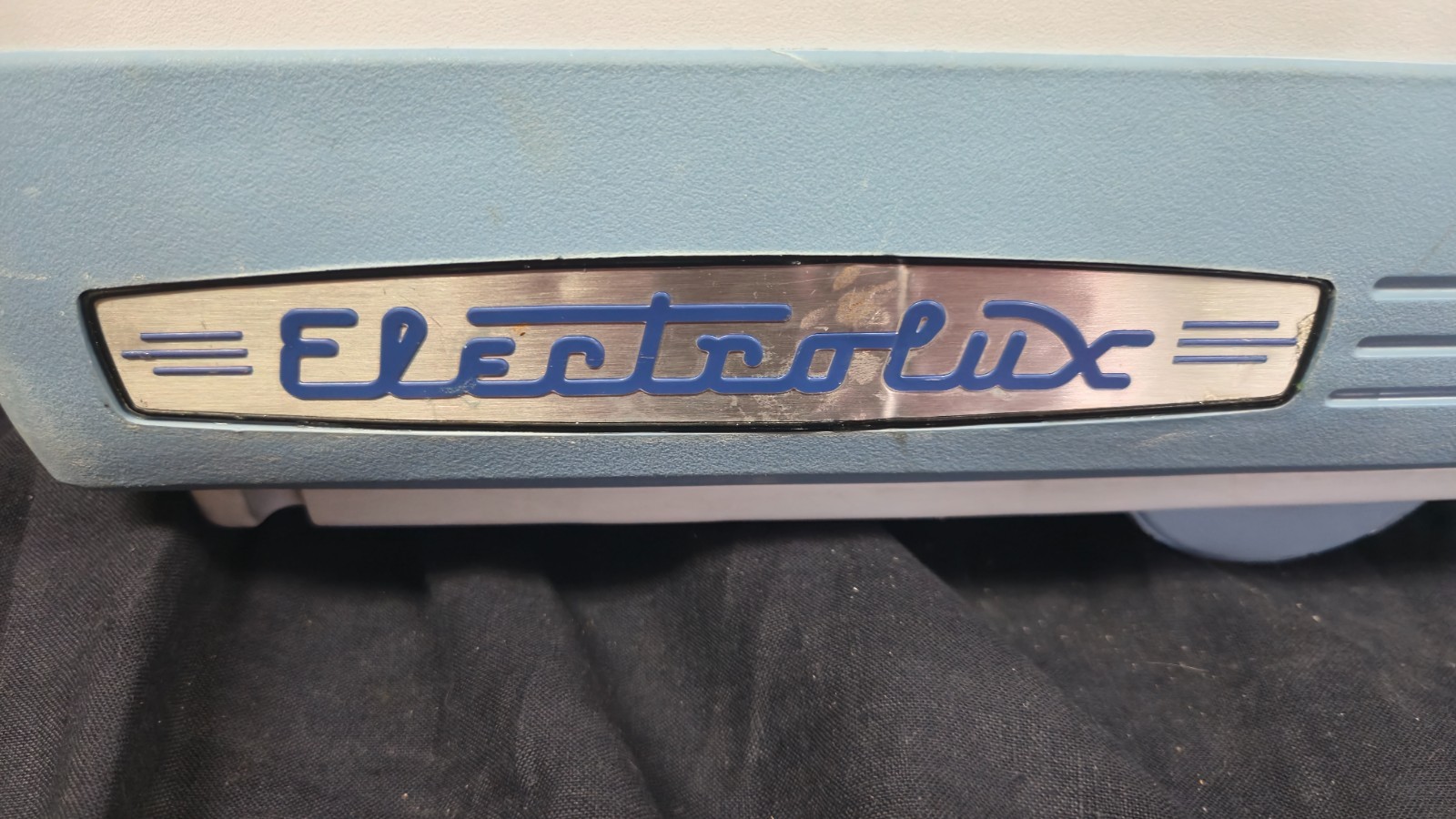 Aerus Electrolux Guardian Encore Canister Vacuum TANK ONLY C134C – see Video!
