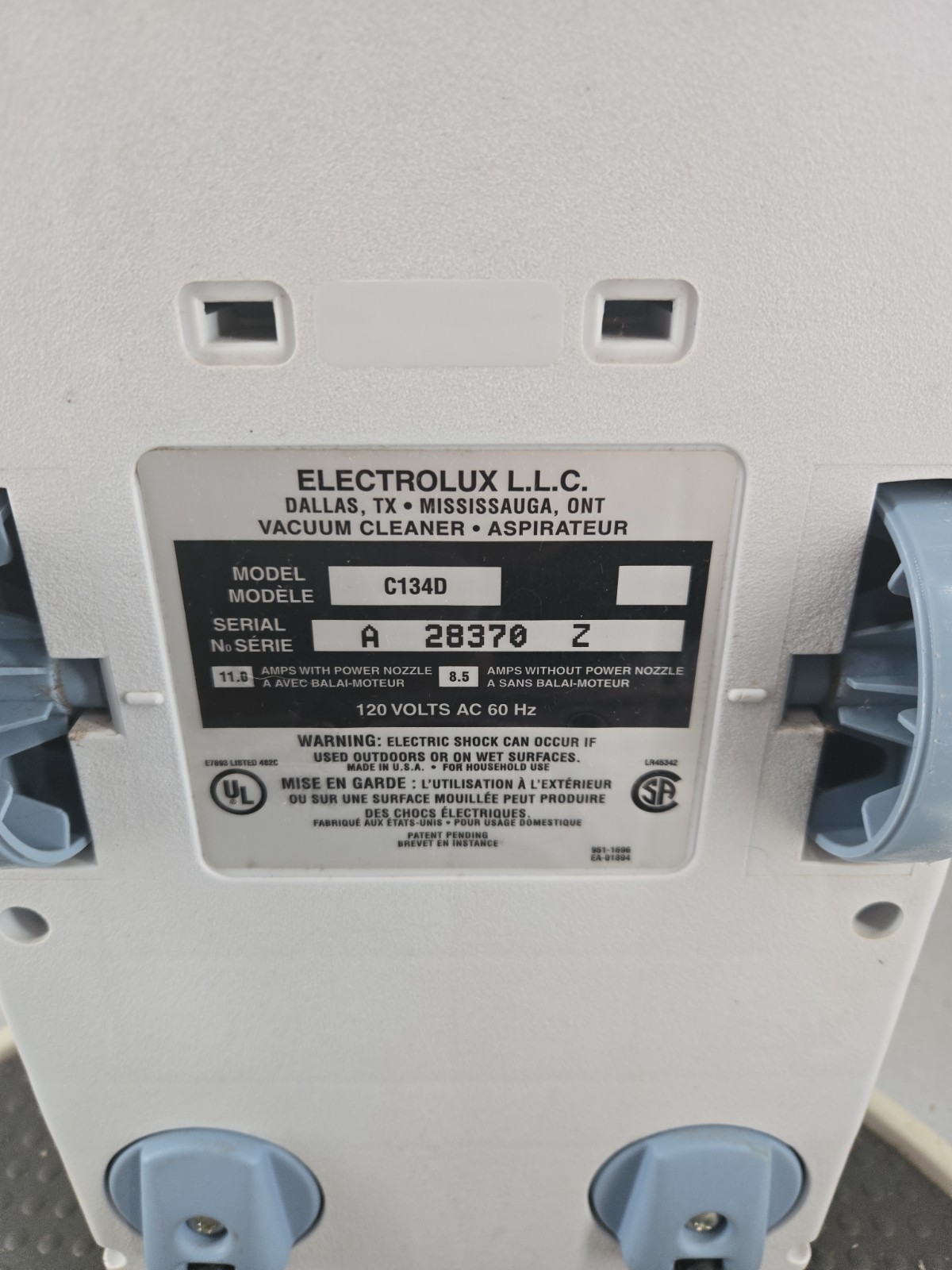 Electrolux areus lux 9000 vacuum canister motor base only model c134d runs Great