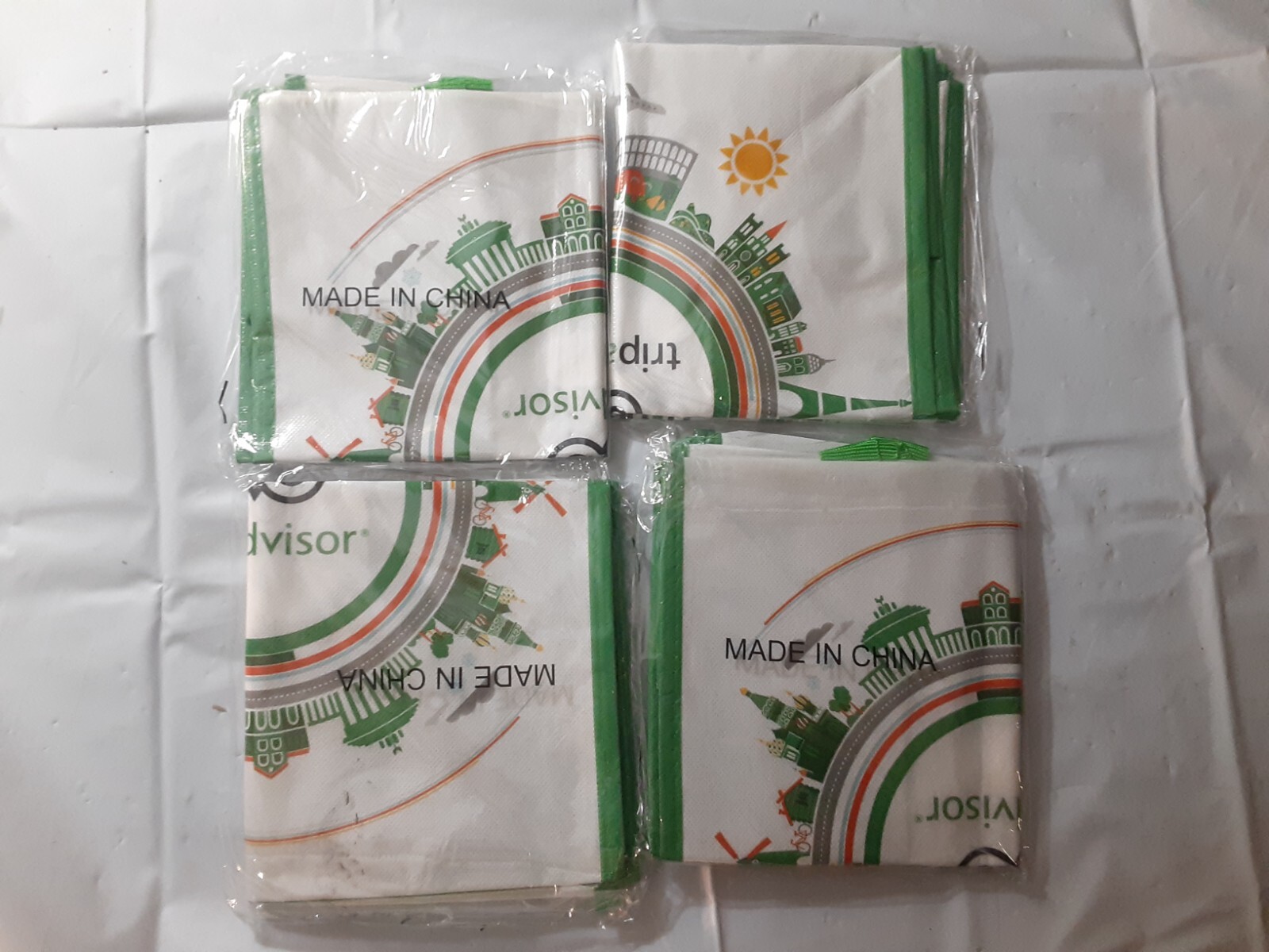 lot of 4 Trip Advisor – fabric bags sealed, unknown size etc.