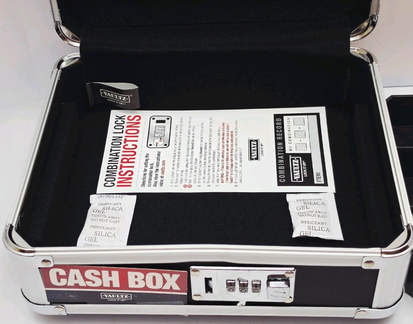 Vaultz Locking Cash Box w/ Combination Lock & Carrying Handle 8.5″x10″x4″, New