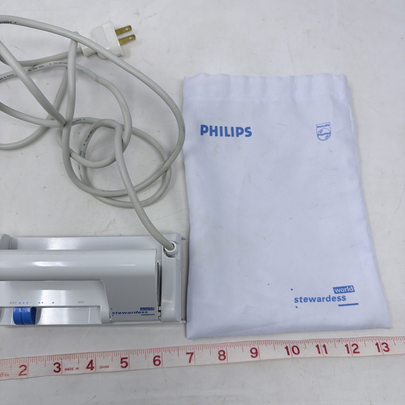 VTG Philips World Stewardess Model HD 1301/B Travel Iron Tested Working 110-240v