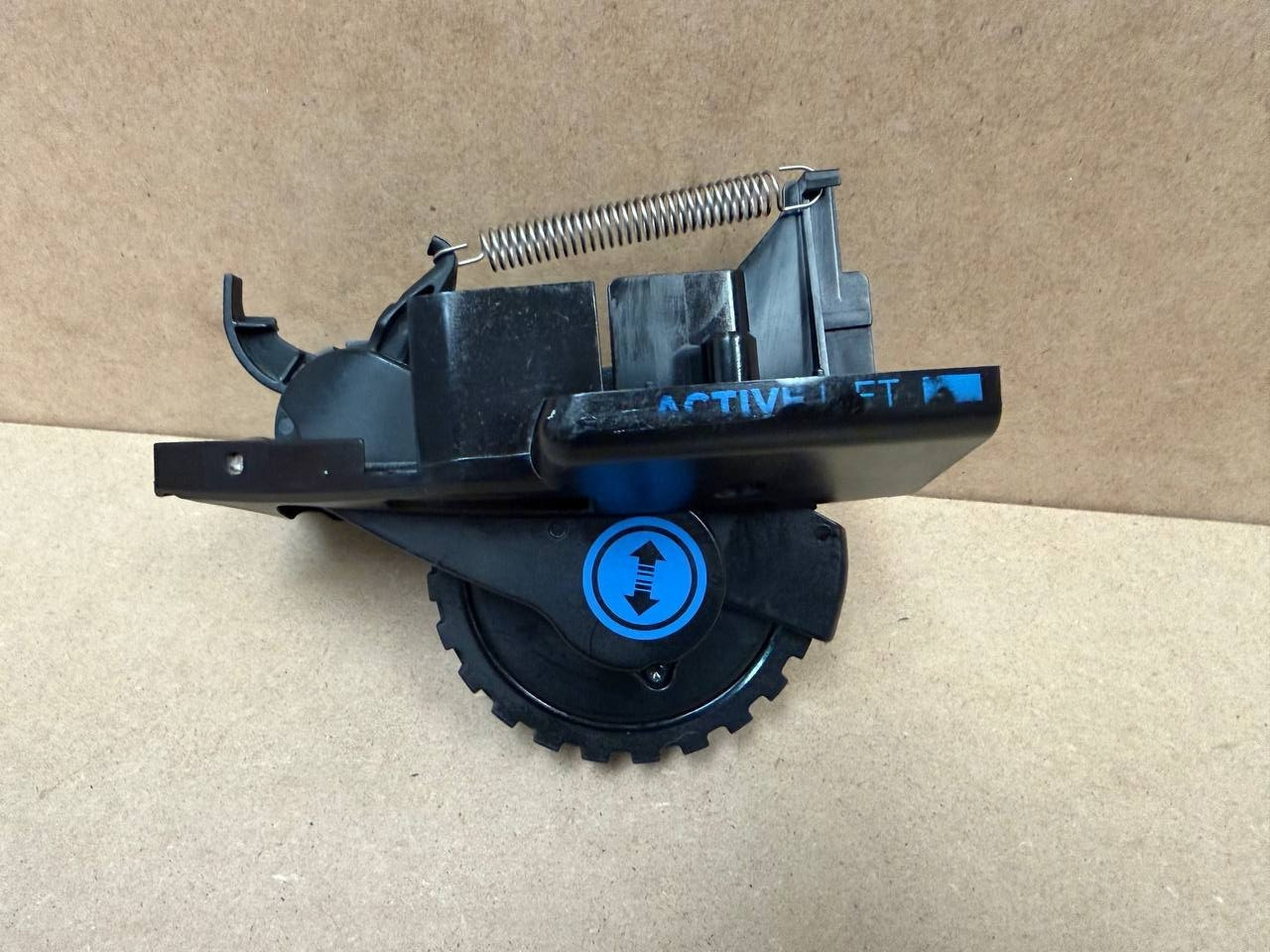Genuine Shark RV2820VEUS Robot Vacuum Cleaner Left Wheel Assembly with Motor