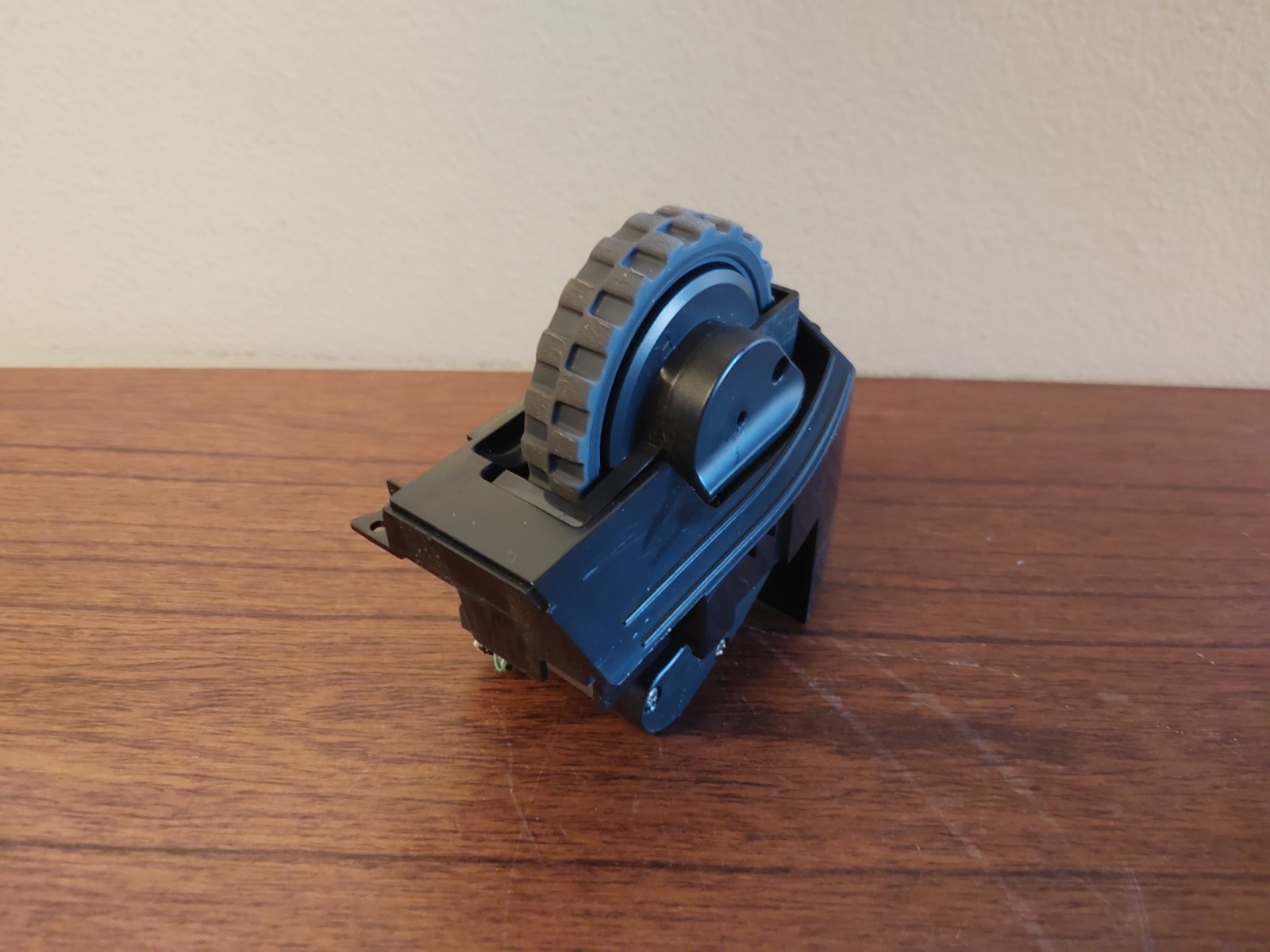 OEM Roomba s9 s9+ Drive Wheels Pair Left Right Wheel Tested Working