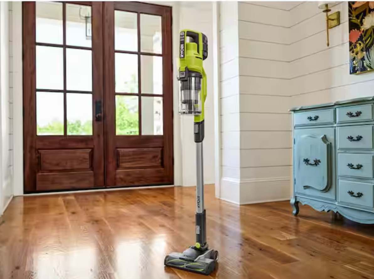 RYOBI ONE+ 18V Cordless Stick Vacuum Kit PCL720K 4Ah Battery Charger NEW