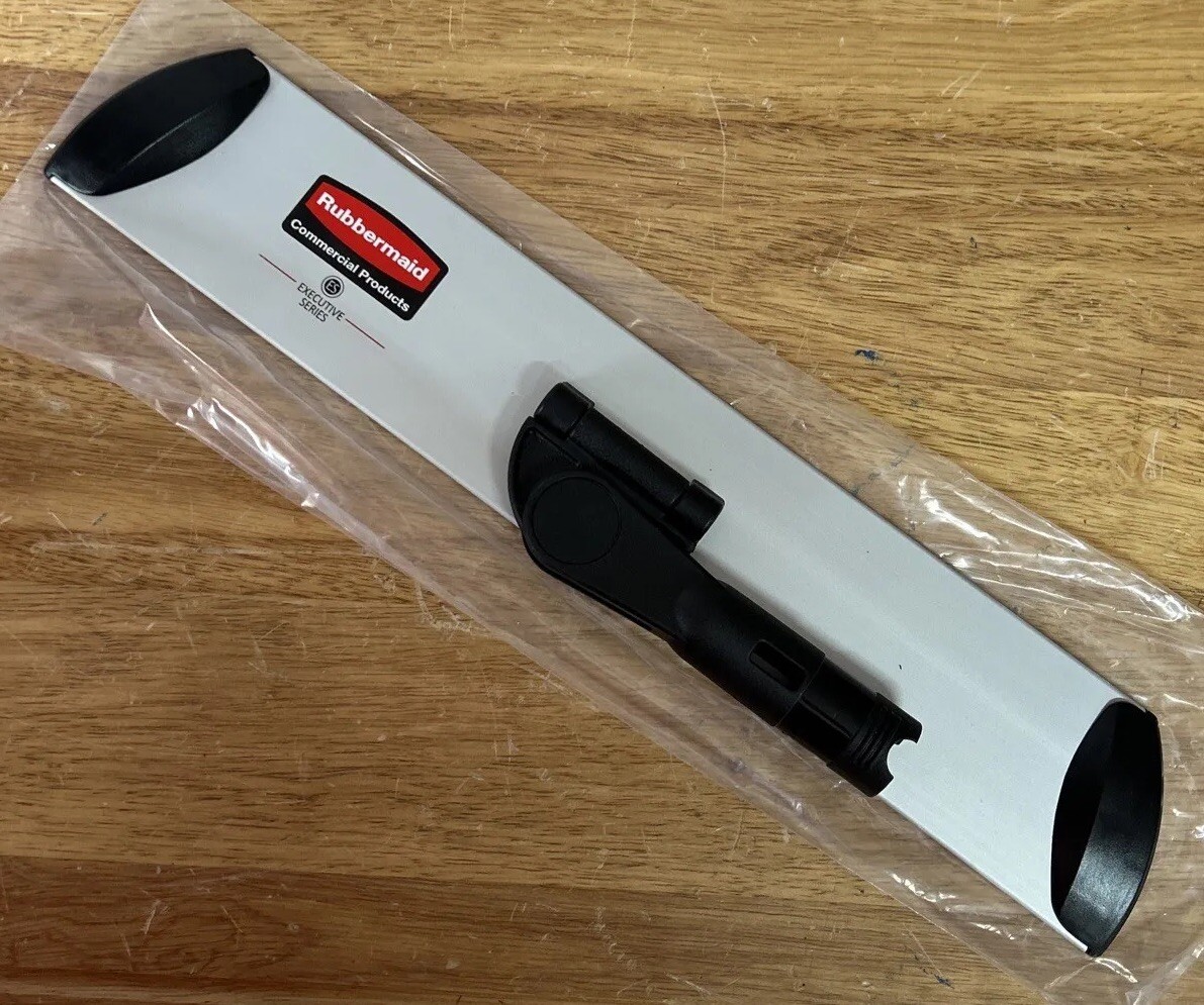Rubbermaid Commercial Executive Microfiber Single-Sided Flat Mop Frame 3.5W 18L