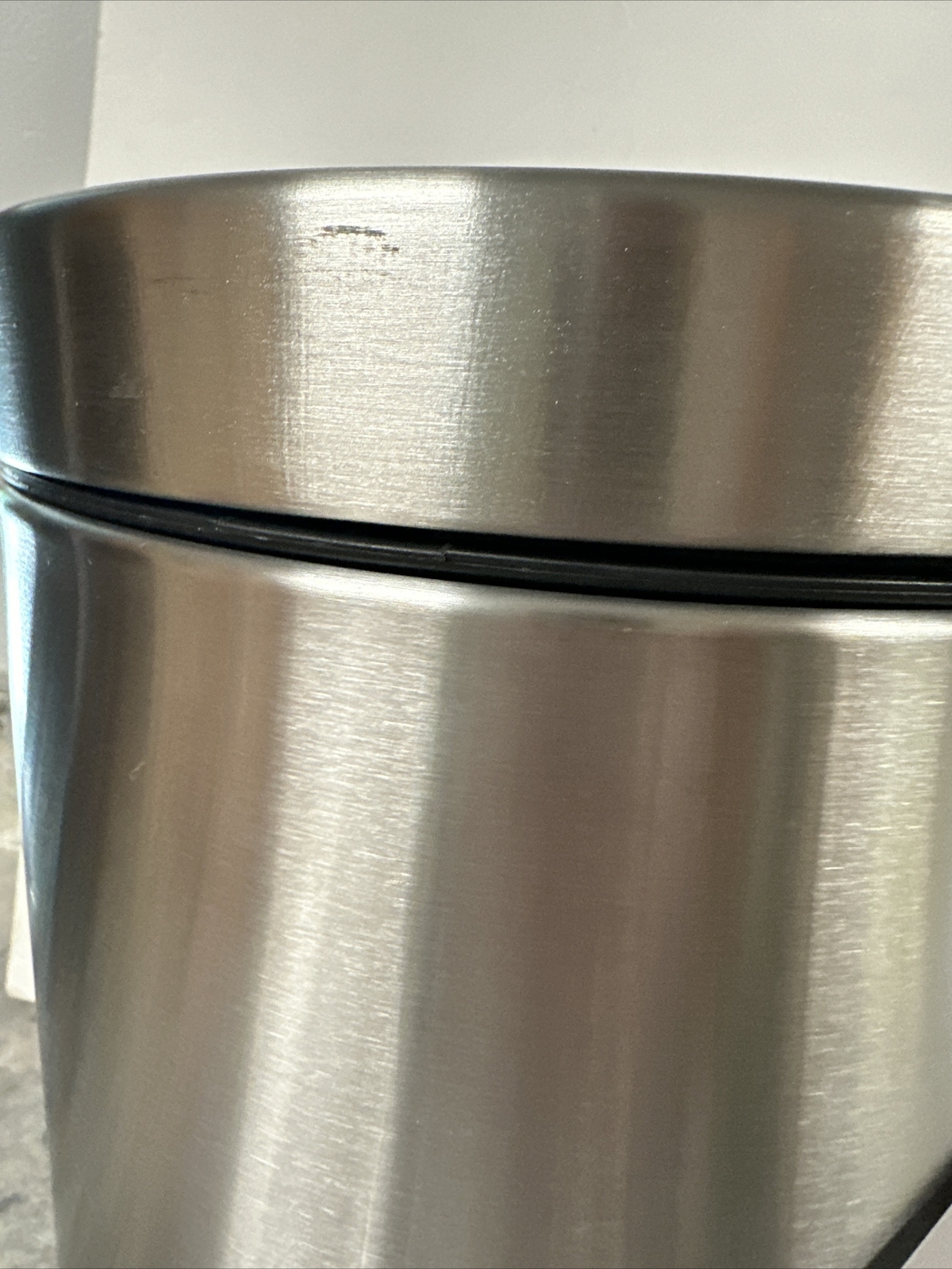 HAPPIMESS Round 5L 1.3 IS GALLON Soft-Close Lid Mini Trash Can STAINLESS STEEL