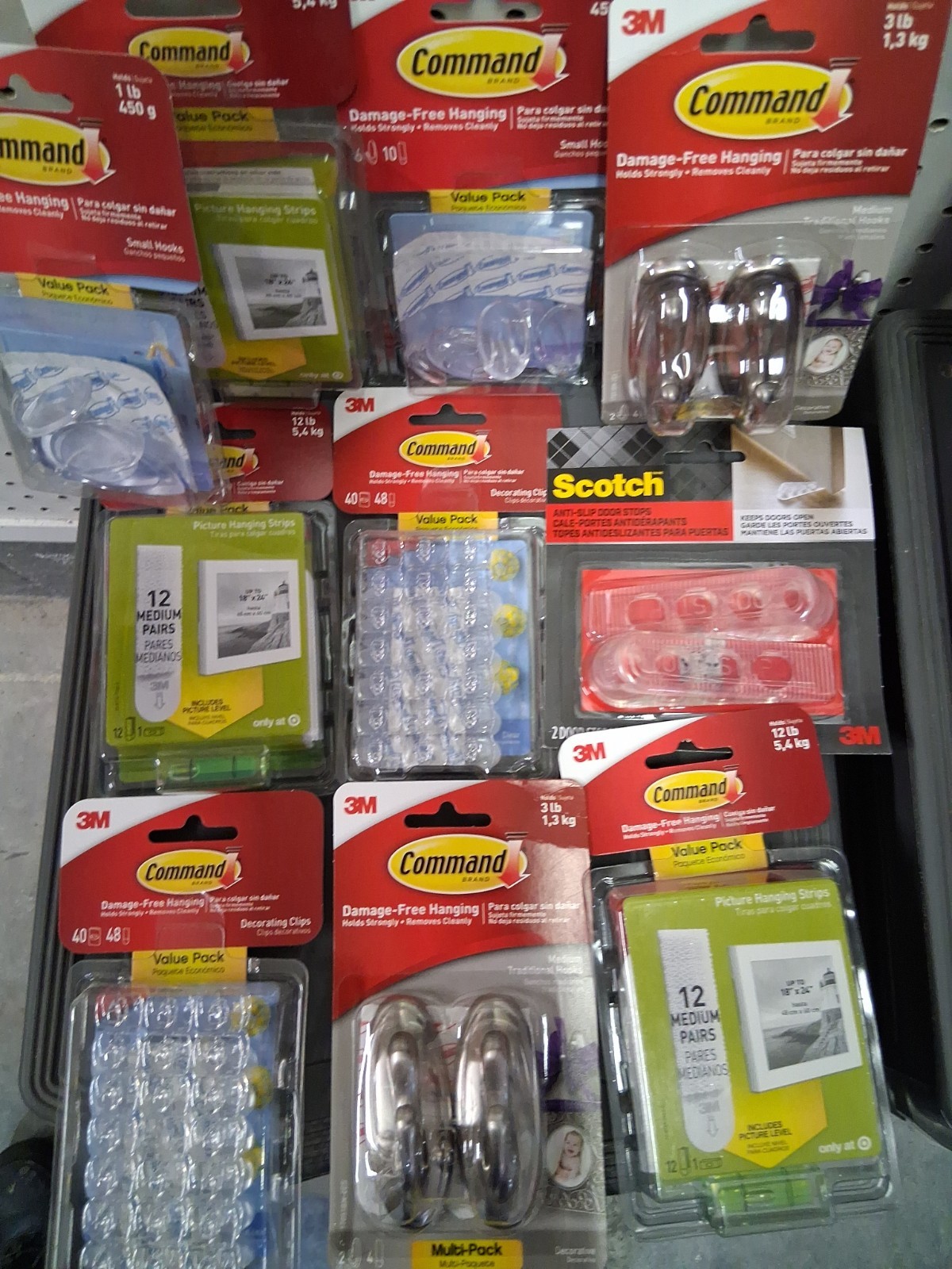 Lot Of 10 3m Command Hooks And Scotch Door Stop!