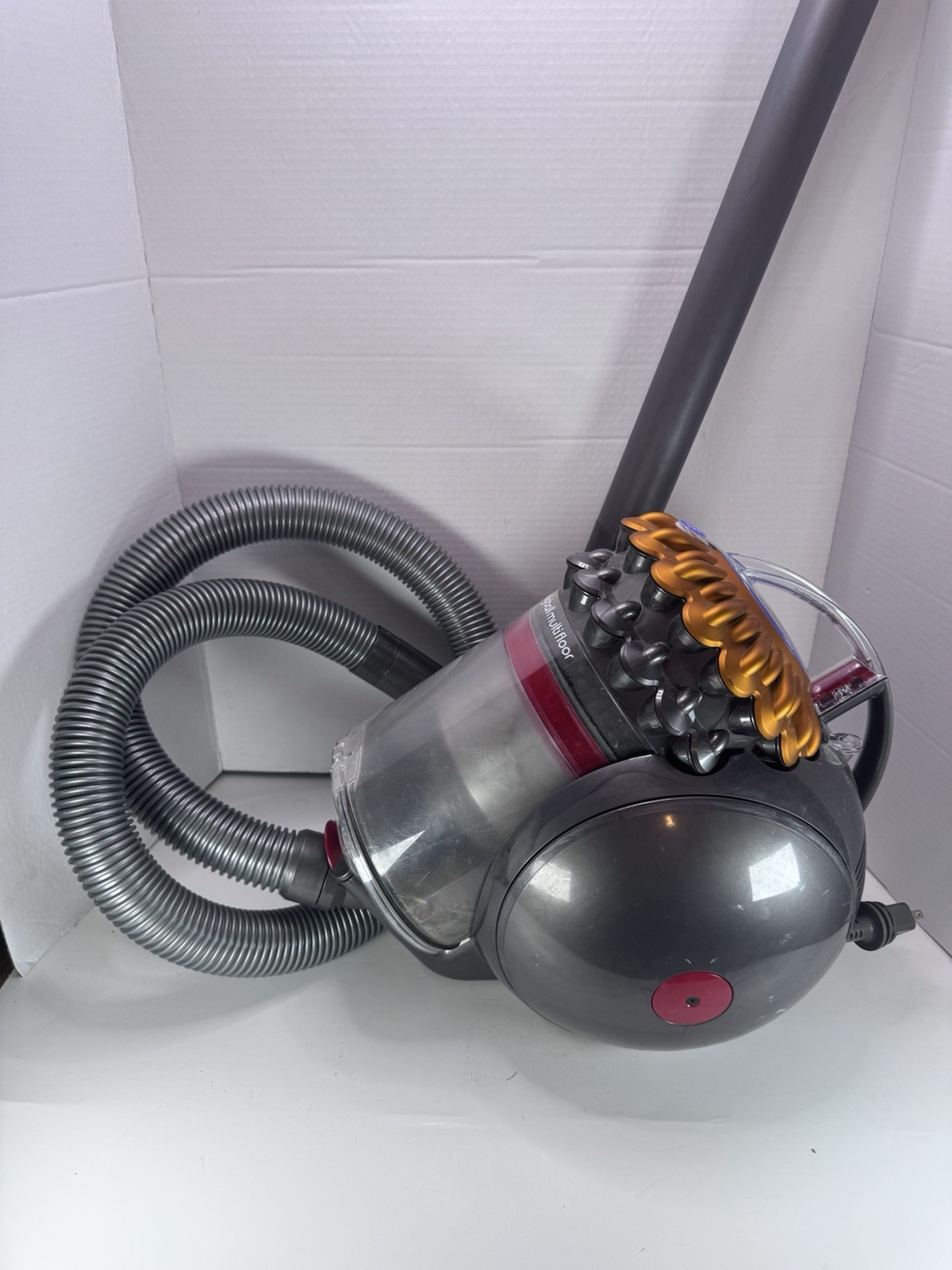 Dyson Big Ball Multi Floor CY23 Canister Vacuum. Pre-owned In Great Condition