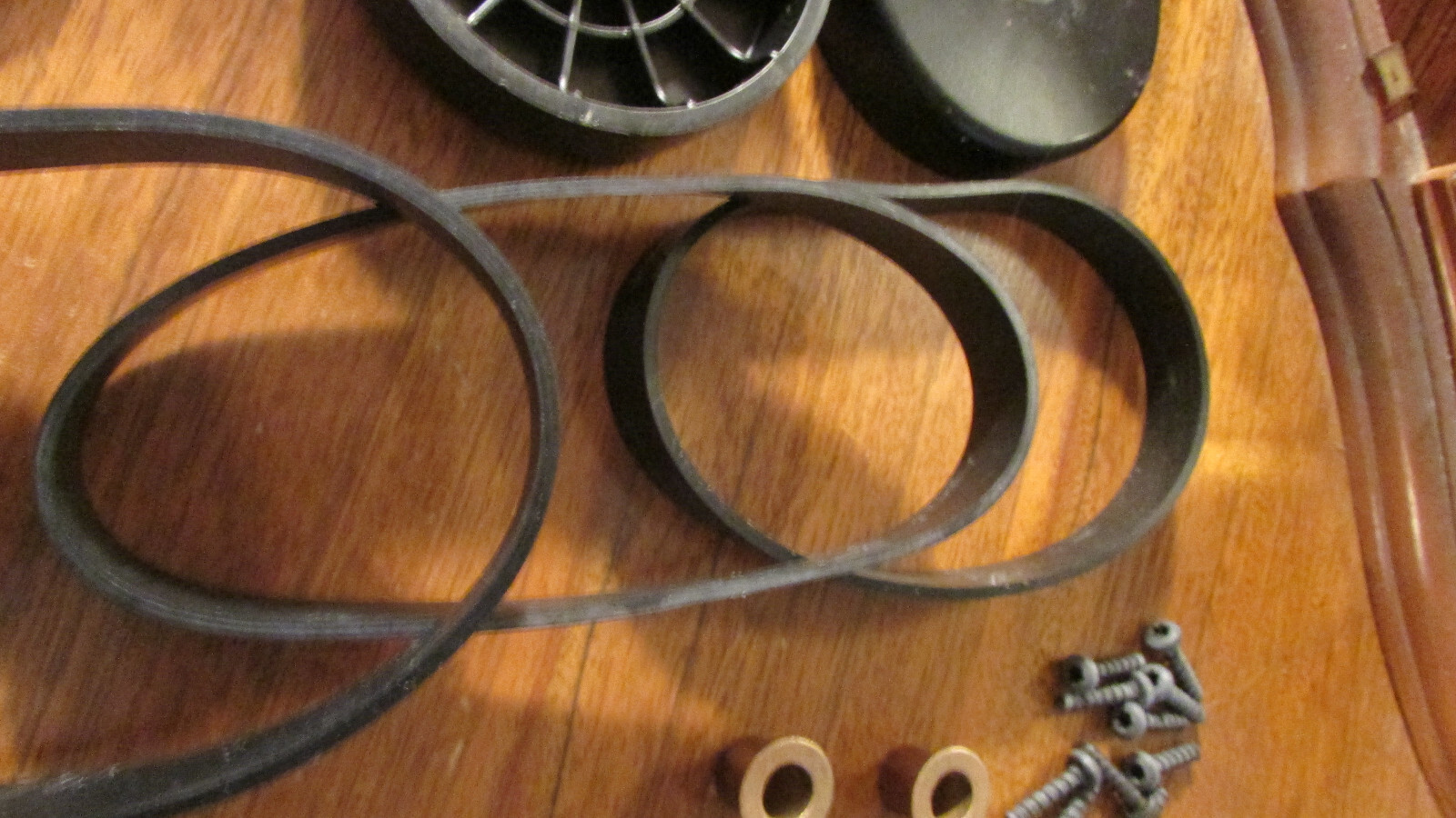 EUREKA SC5845A MULTIPLE VACUUM PARTS, SEE DESCRIPTION AND PICTURES ALL ONE PRICE