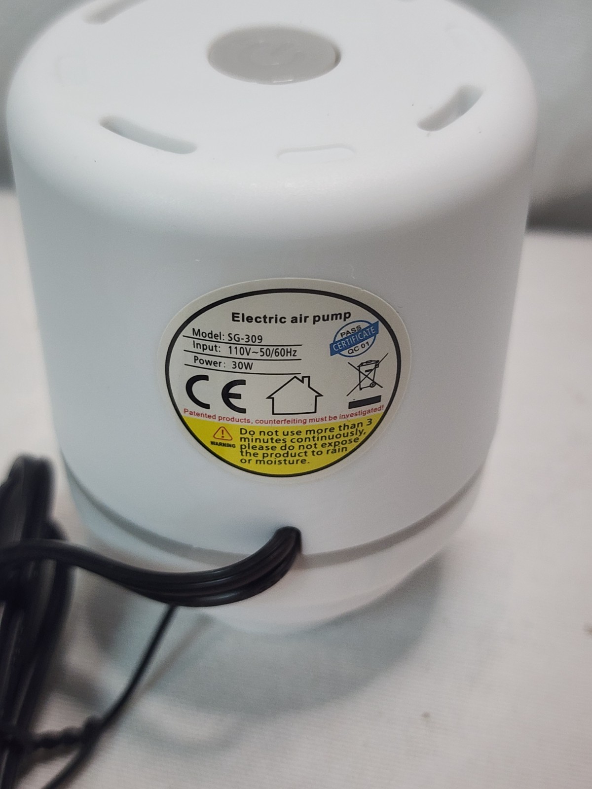 Electric Air Pump Portable Vacuum Bag Pump for Compression Fits Most Storage Bag