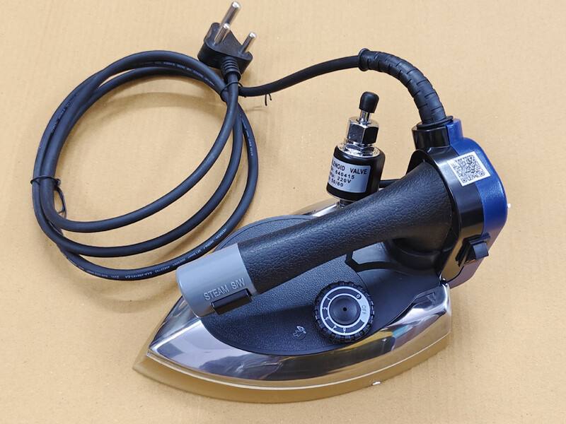 Best Silver Star Steam 1300 Watts 220V Electric Steam Iron Es-300L + Free Ship