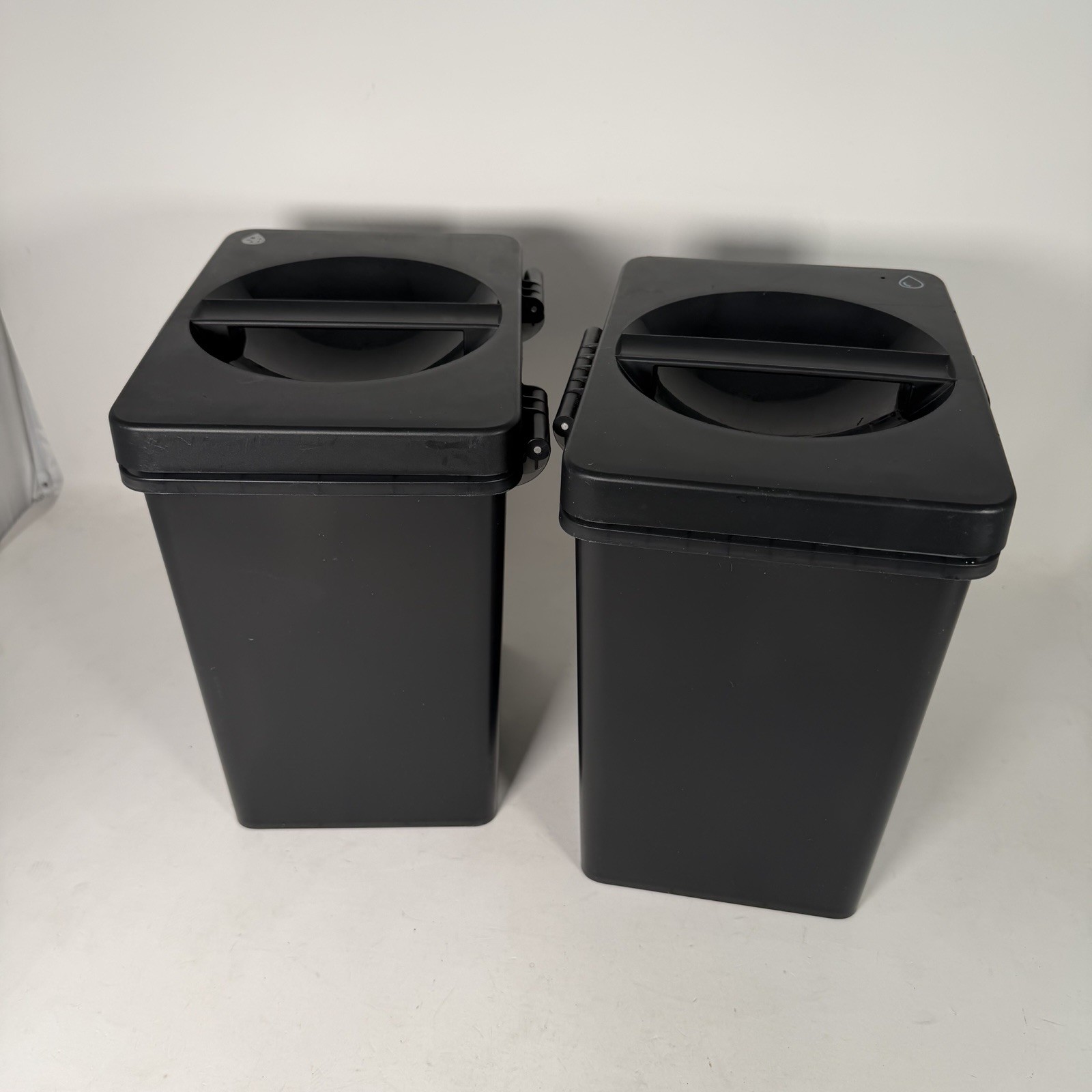Roborock Q Revo MaxV Empty Wash Fill Dock Only Black EWFD16LRR Used