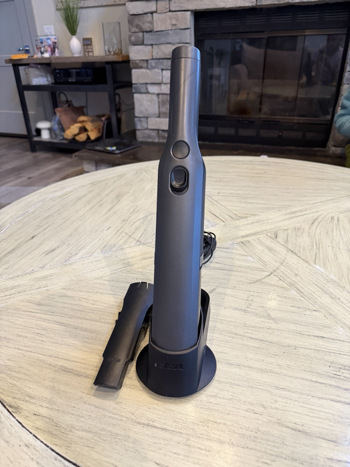 Shark WV201 WANDVAC Handheld Vacuum Lightweight