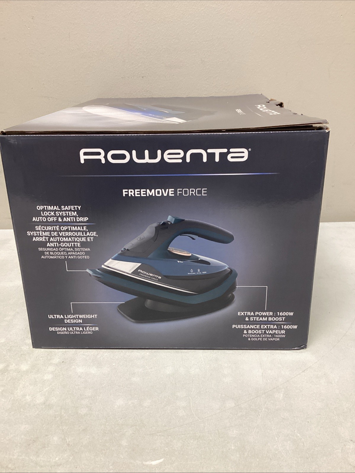 Rowenta Freemove Cordless Iron with Steam 1600 Watts – DE6730 *NEW IN BOX*