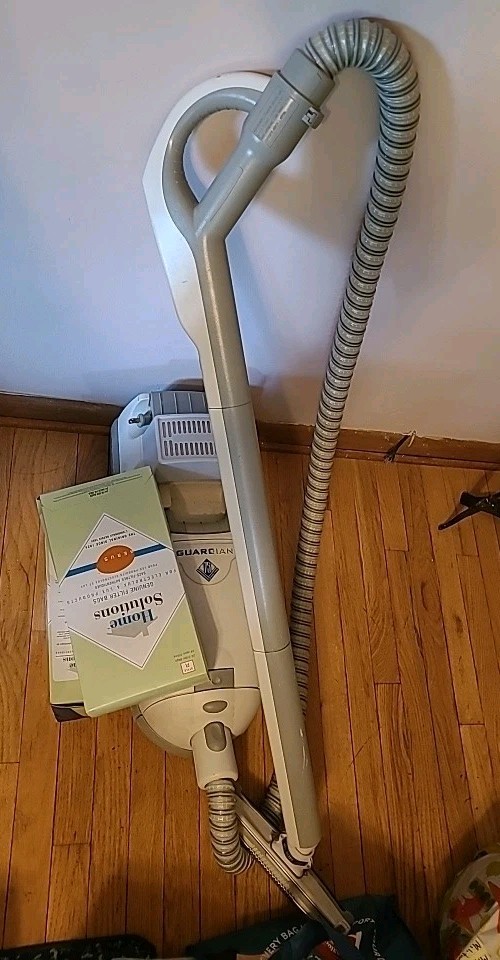Aerus Electrolux Guardian C134A Canister Vacuum W Nozzle Hose & Tools Excellent!