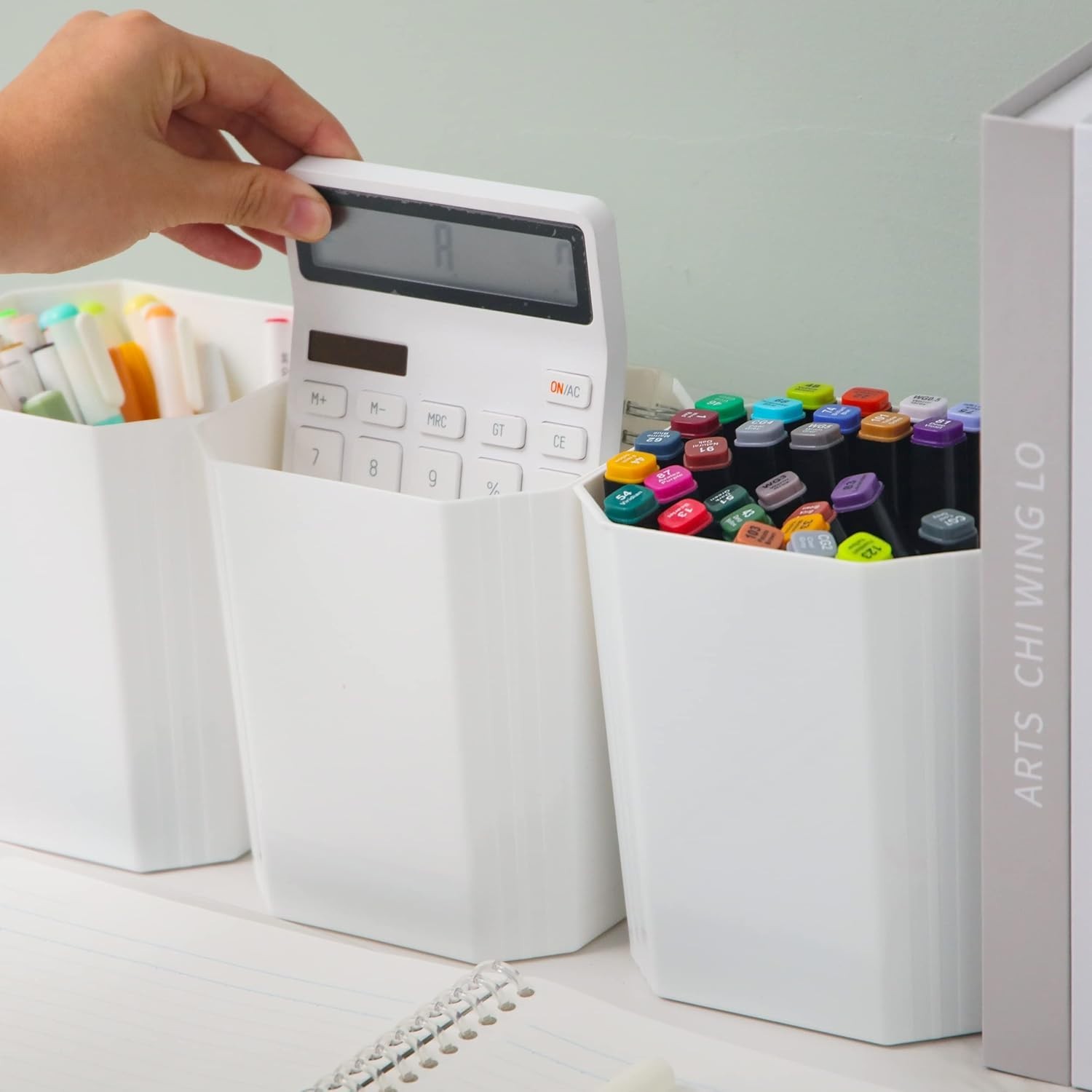 Multipurpose 17 QT Shatterproof Storage Container with Customizable Inserts