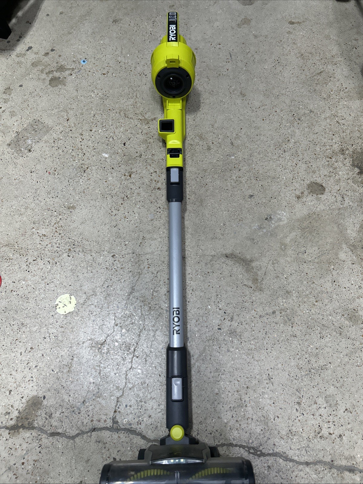RYOBI ONE+ 18V Cordless Stick Vacuum PCL720 M02