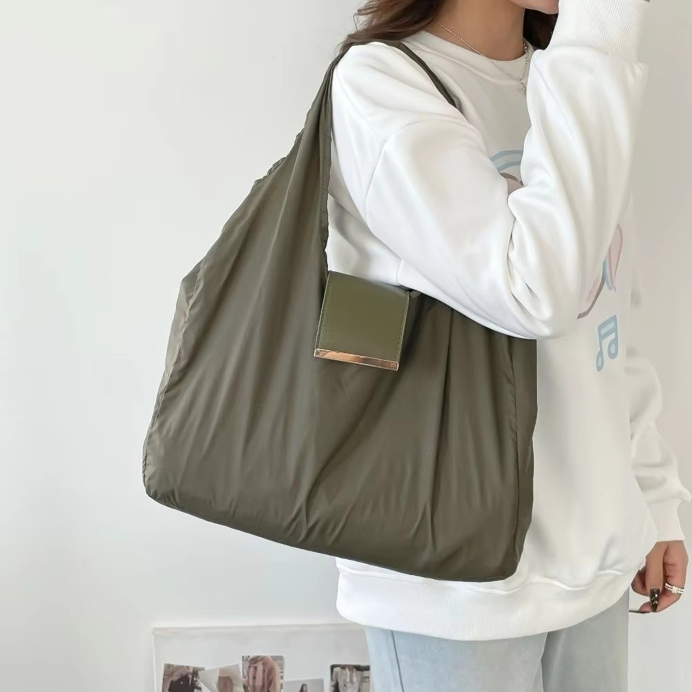 Foldable Nylon Shopping Bag Keychain Reusable Tote Pocket Pod 39x28cm / 15×11″