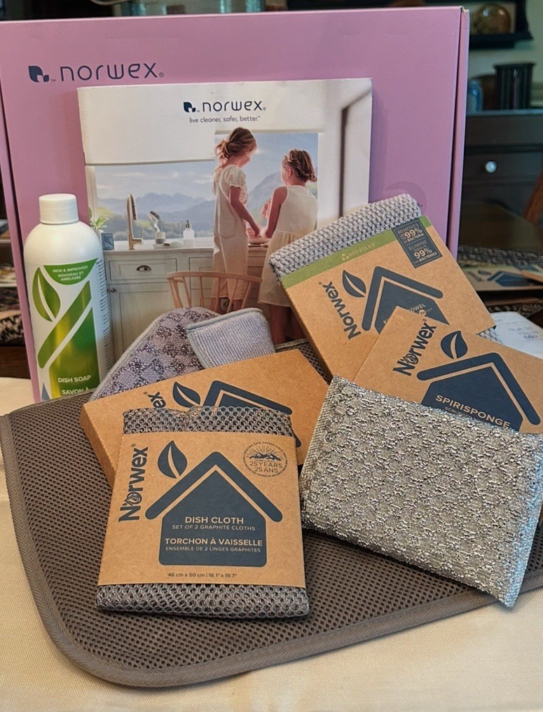 Norwex Kitchen Set- Shower Gift Idea Brand New with Tags & Original Packaging