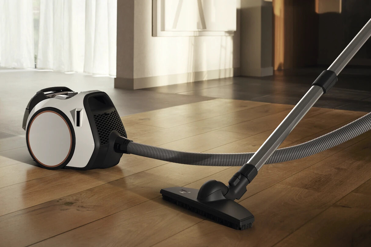 Miele Boost Parquet CX1 Lotus White Compact Bagless Canister Vacuum SNCE0