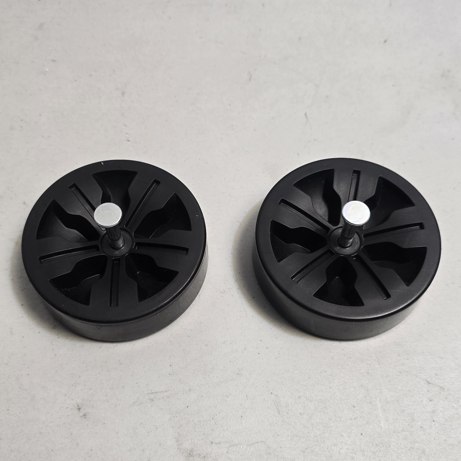 HOOVER UH71320 WindTunnel Pet Vacuum Cleaner Replacement Wheels