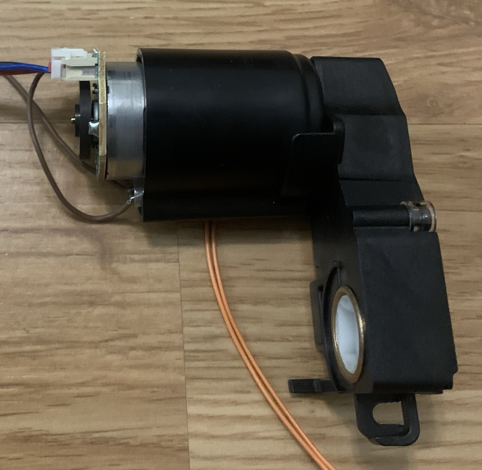 Samsung POWERbot R7070 BRUSHROLL MOTOR #557 Z64/94 R7010 R7040 R7065 R7090