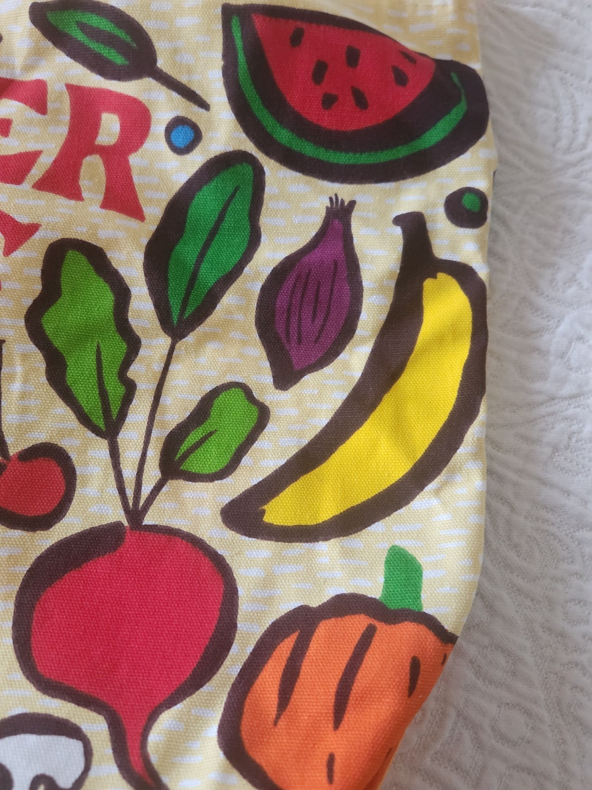 Trader Joe’s Reusesble Canvas Tote Grocery Bag Fruita And Vegetables VGC Clean