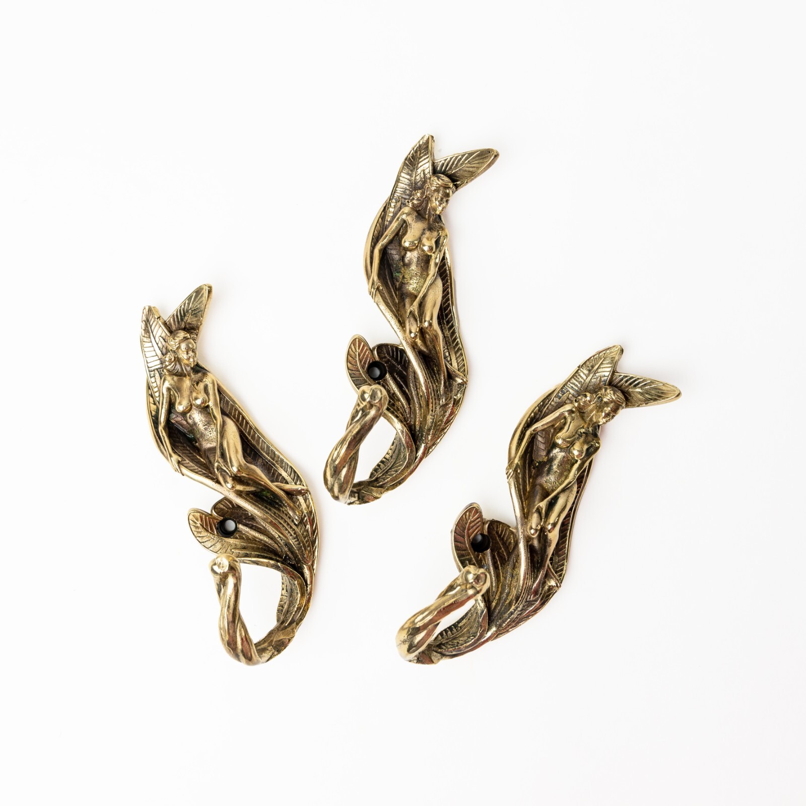 “Elegant Goddess” – vintage decorative hanger in Art Nouveau style