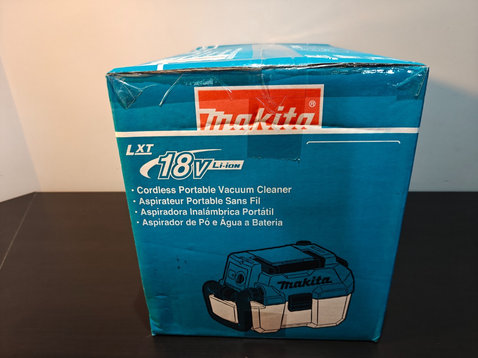 MAKITA XCV11Z 18V LXT LI-ION HEPA DUST EXTRACTOR/VACUUM . ( TOOL ONLY) BRAND NEW