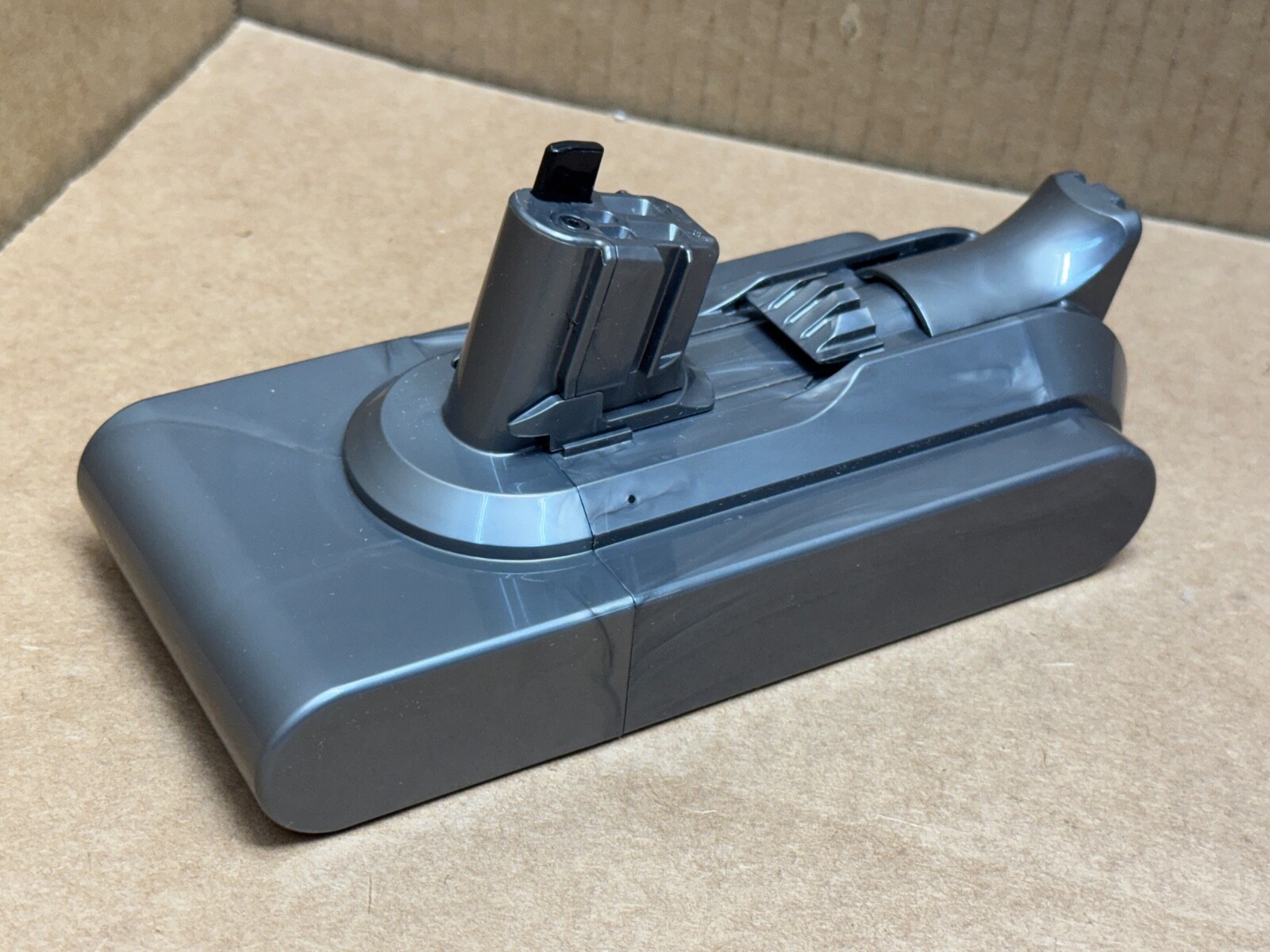DYSON V15 OUTSIZE [SV22] GENUINE 3600mAh 25.2V 91Wh CLICK IN REPLACEMENT BATTERY