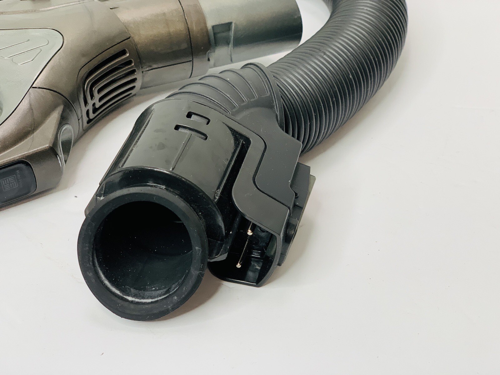 Shark APEX Duo-Clean Zero-M AZ1000 AZ1000W AZ1002 Main Handle Hose Tube- Used