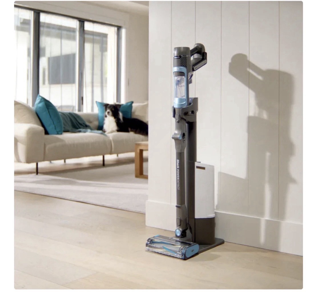Shark PowerDetect Cordless Stick Vacuum w/ Auto-Empty System IP3225 *NEW* “RARE”