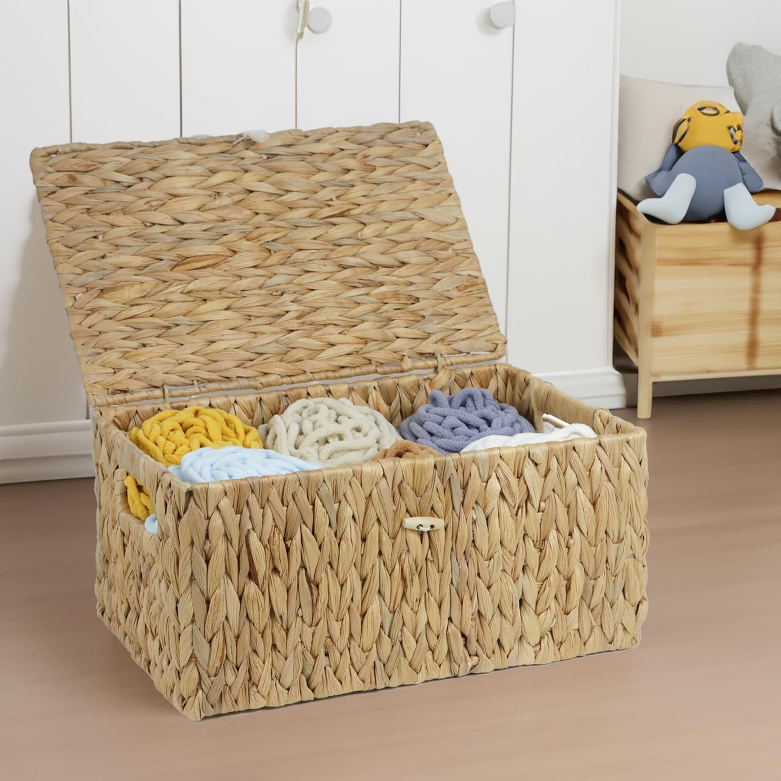 14.2×9.4×7 Inch Large Wicker Basket Lid Rectangular Water Hyacinth Storage