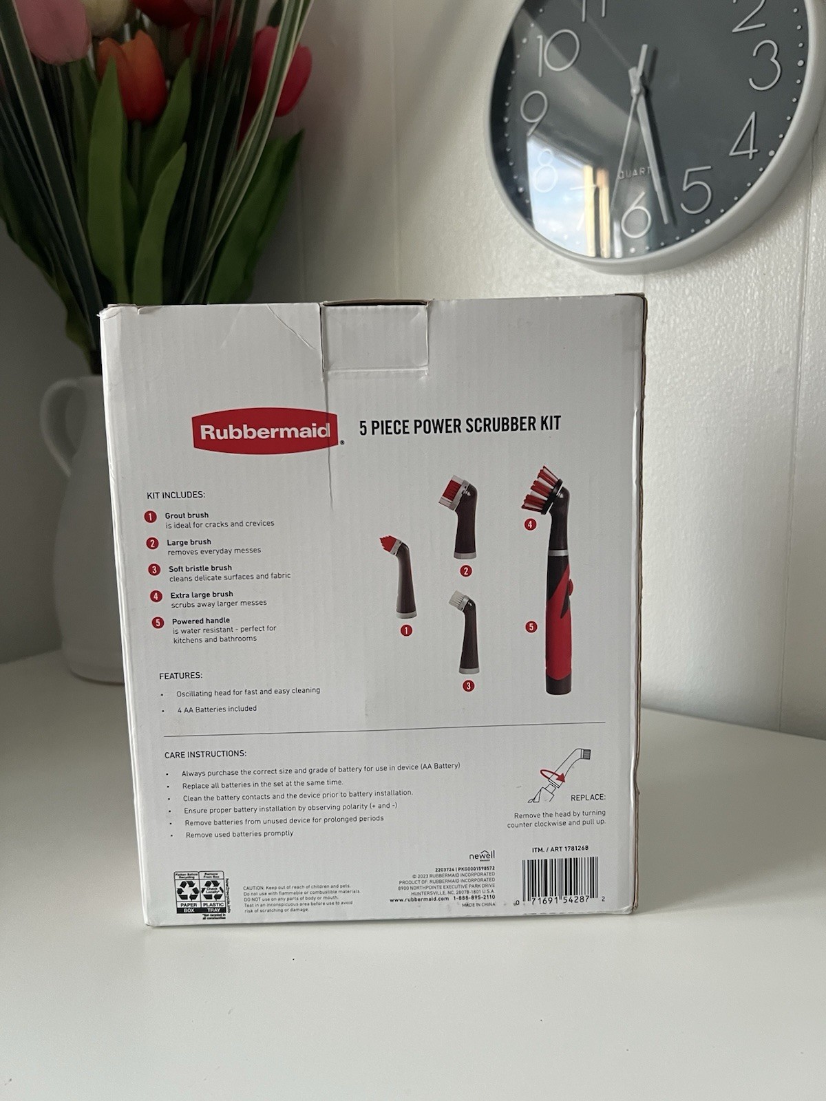 Rubbermaid Power Scrubber w/ 4 oscilation Heads – Battery Powered – 5 Piece Kit