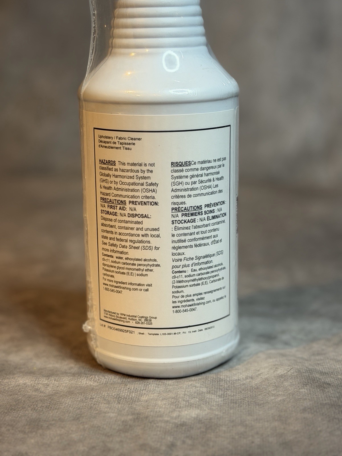 “MOHAWK” Upholstery/Fabric Cleaner, 32-oz Bottle, M103-3001. “NEW SEALED”