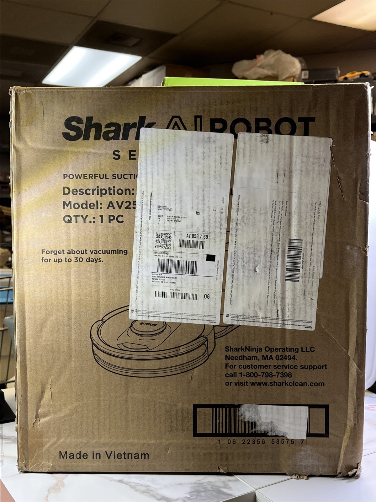 shark robot vacuum with 30 day self-empty base black